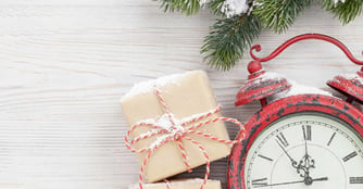 Online Holiday Shopping Behavior: 2 Essential Marketing Strategies to Run Now